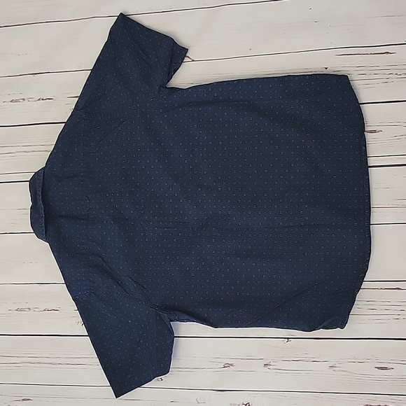 Navy blue button down - Picture 4 of 5